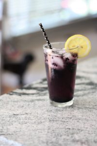 Easy Blackberry Lemon Spritzers